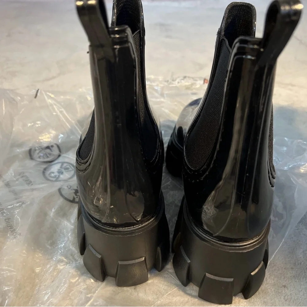 ASOS black chunky rain boot new size 8